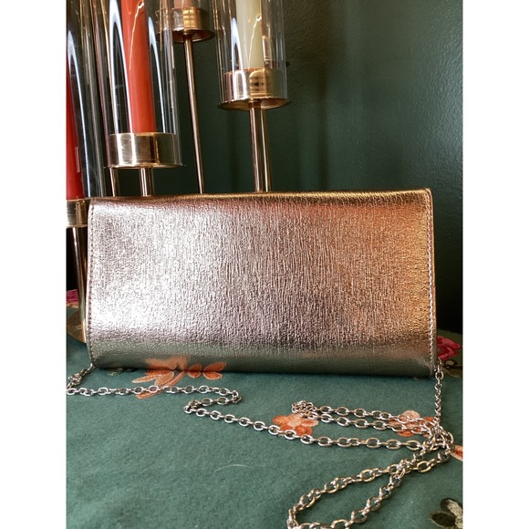 Charming Charlie RSVP Rose Gold Metallic Envelope Clutch Chain Strap Evening Bag - Picture 2 of 3
